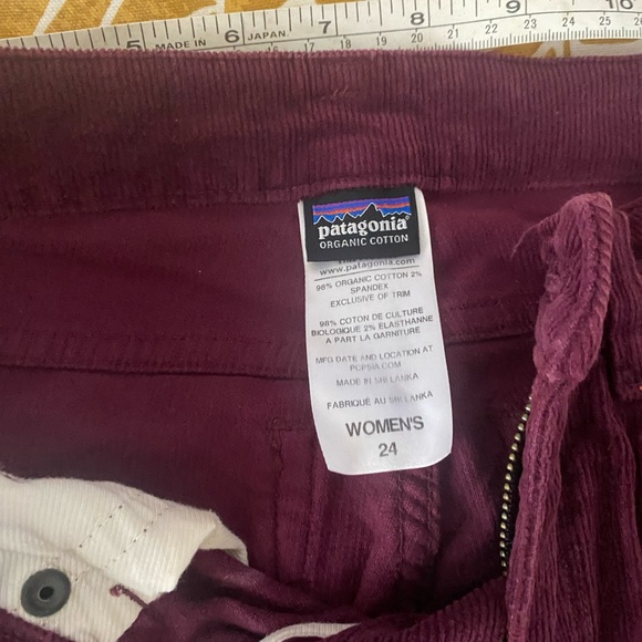 Patagonia Womens Sz24 Burgundy Corduroy Pants, Low Rise, Organic, Stretch Casual - Picture 4 of 6